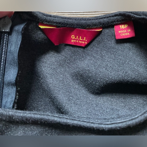 G.I.L.I Zipper Dress - Picture 4 of 4